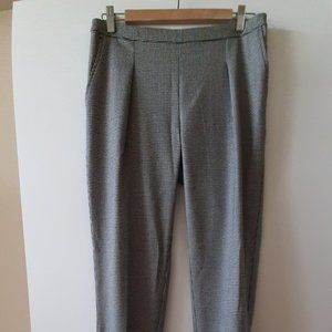 EUROPEAN CULTURE Pants - Size 30/Medium